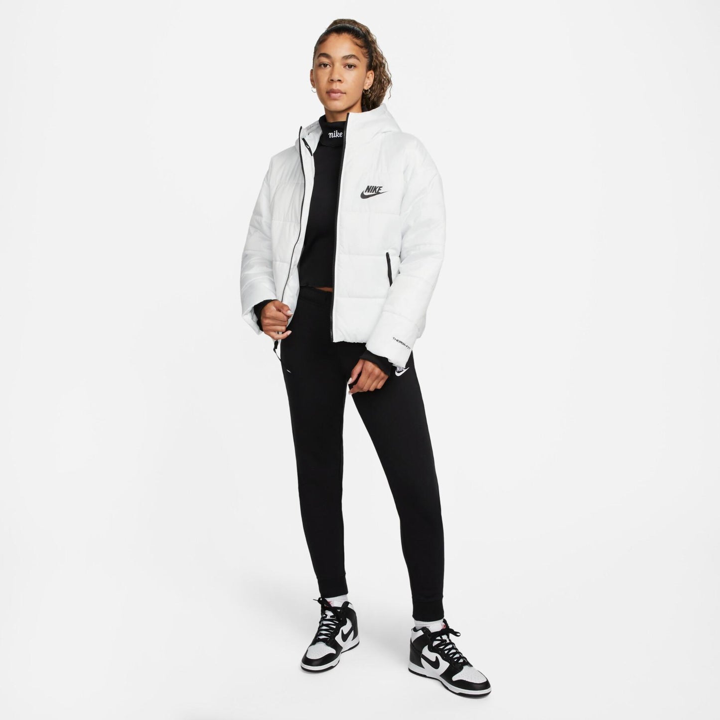 Куртка жіноча Nike Sportswear Therma-Fit Repel (DX1797-121)