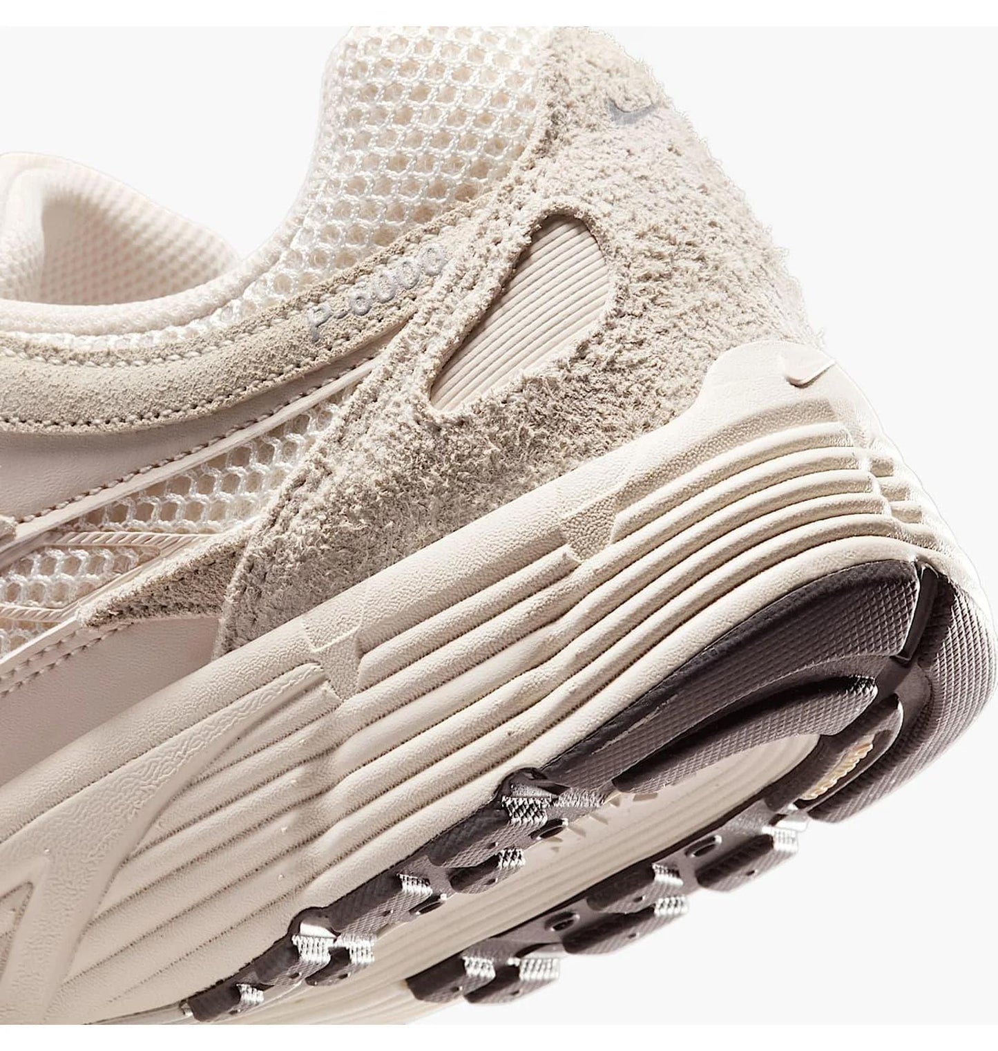 Кросівки чоловічі Nike P-6000 Se Light Orewood Brown (HF0015-100)