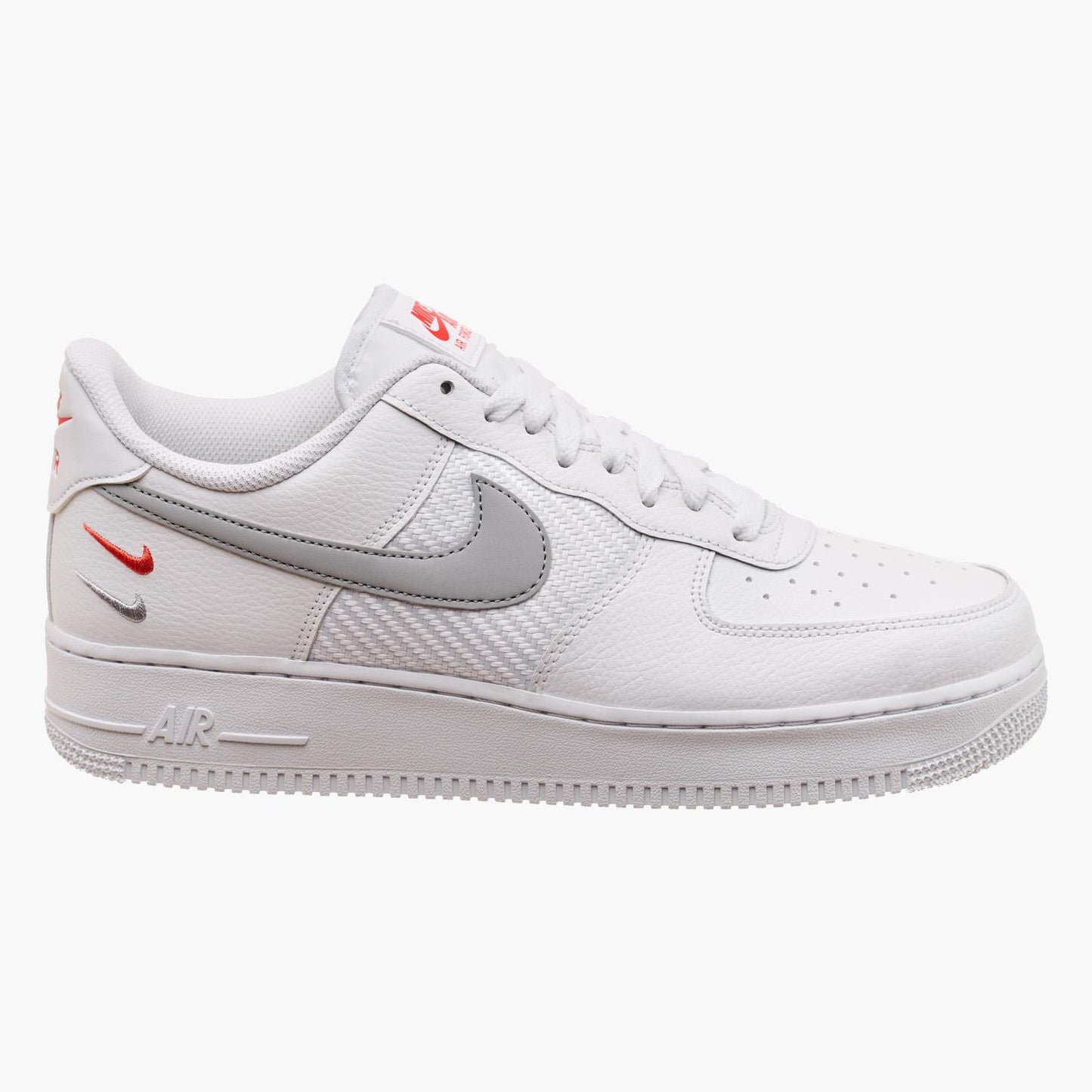 Кросівки чоловічі Nike Air Force 1 '07 (FD0666-100)