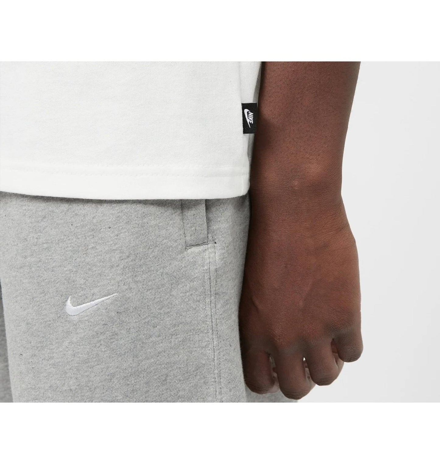 Футболка чоловіча Nike Sportswear Premium Essentials T-Shirt (DO7392-101)