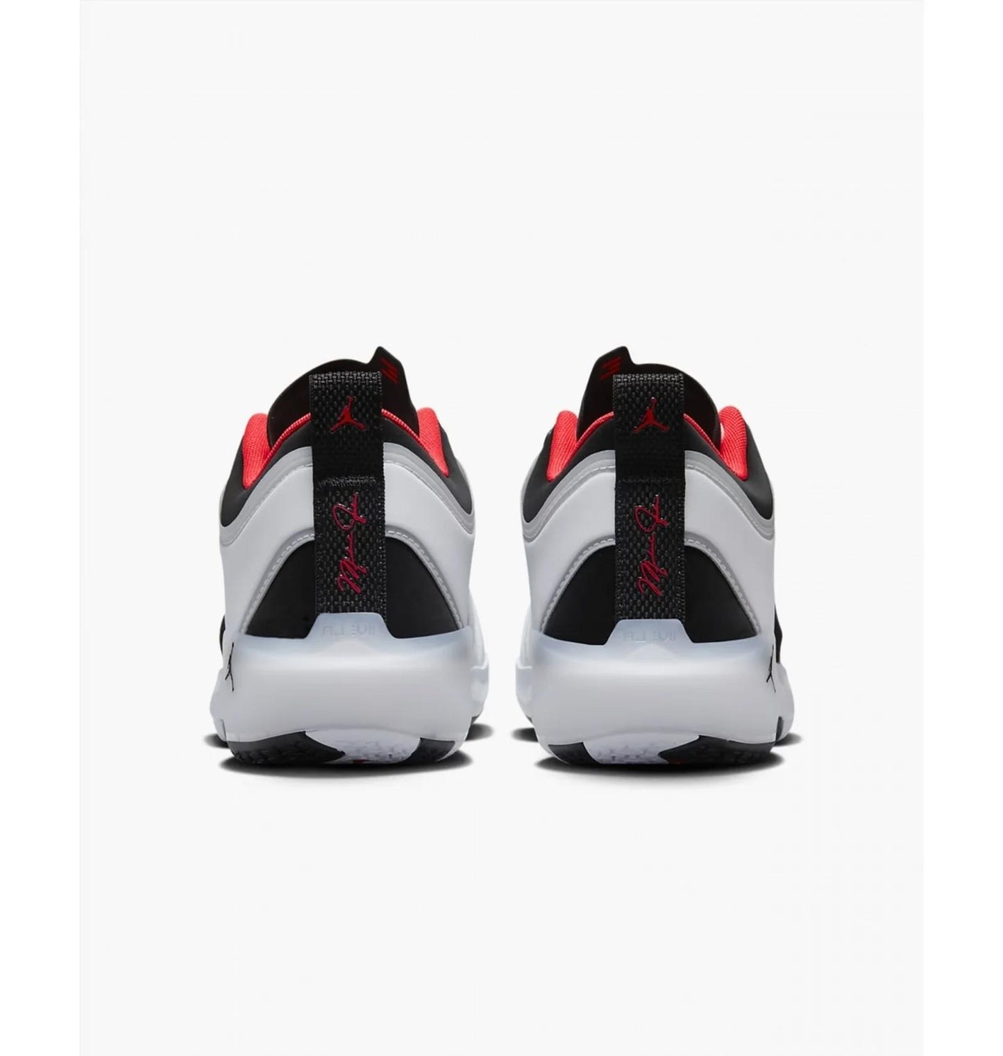 Кросівки чоловічі Nike Air Jordan 37 Low Sneakers (DQ4122-100)