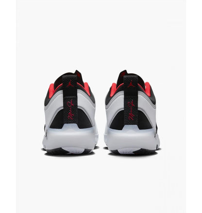 Кросівки чоловічі Nike Air Jordan 37 Low Sneakers (DQ4122-100)