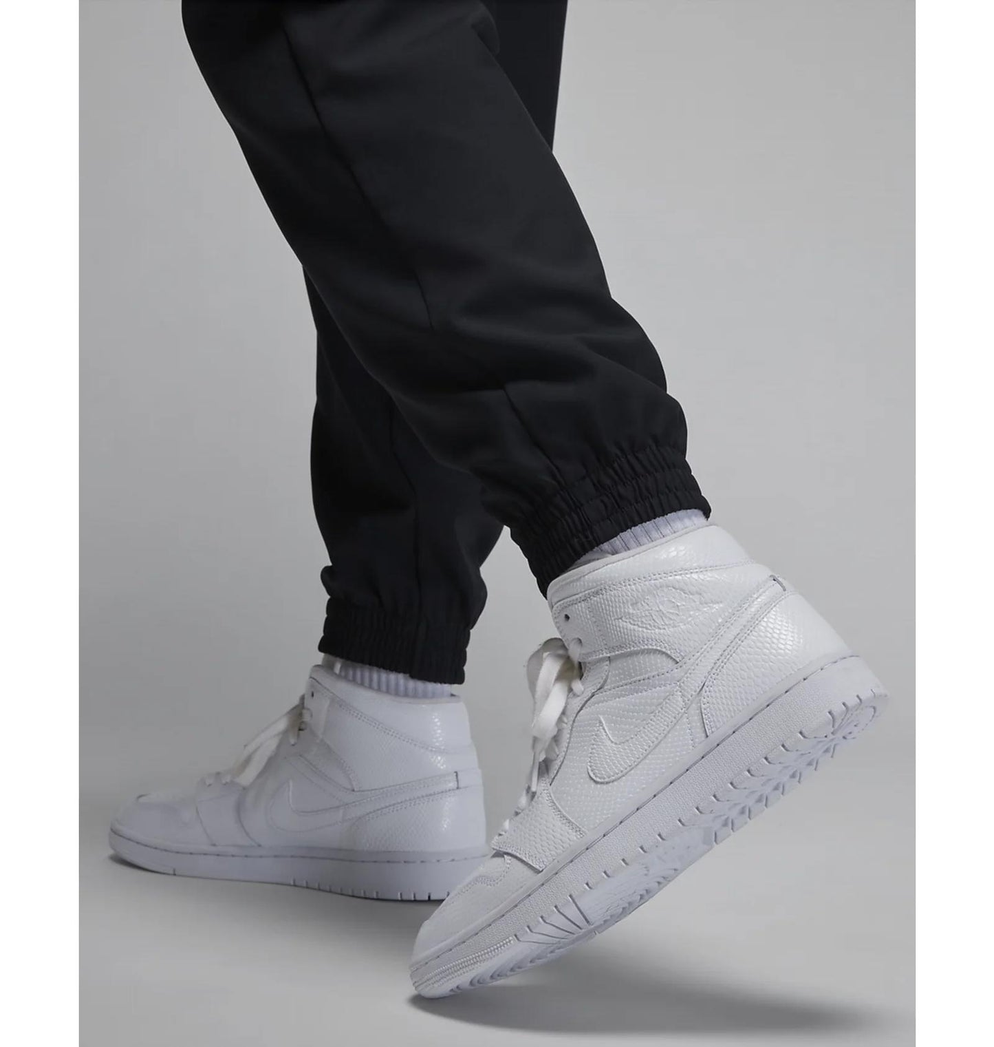 Брюки жіночі Jordan Woven Trousers (DZ3375-010)