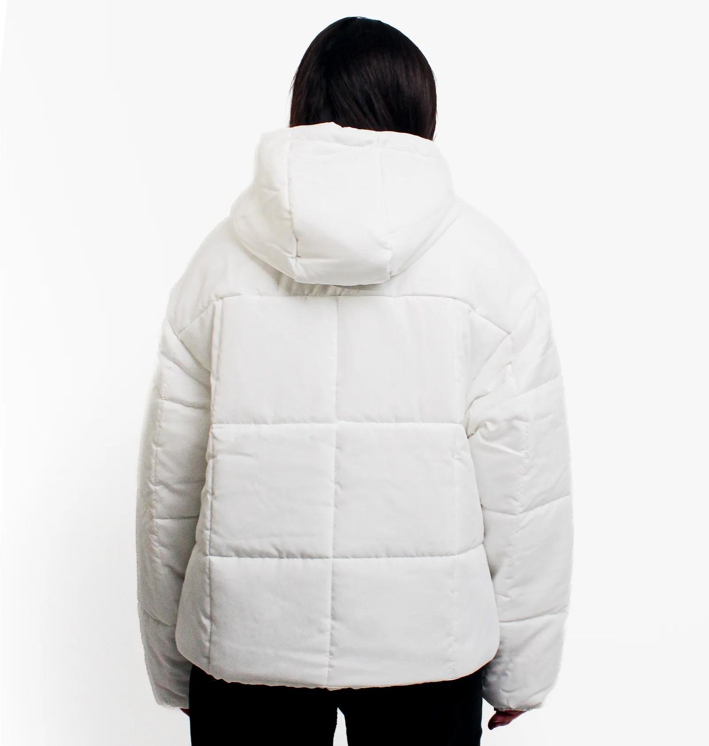 Куртка жіноча Nike Sportswear Classic Puffer Therma-Fit Loose Hooded Jacket (FB7672-100)