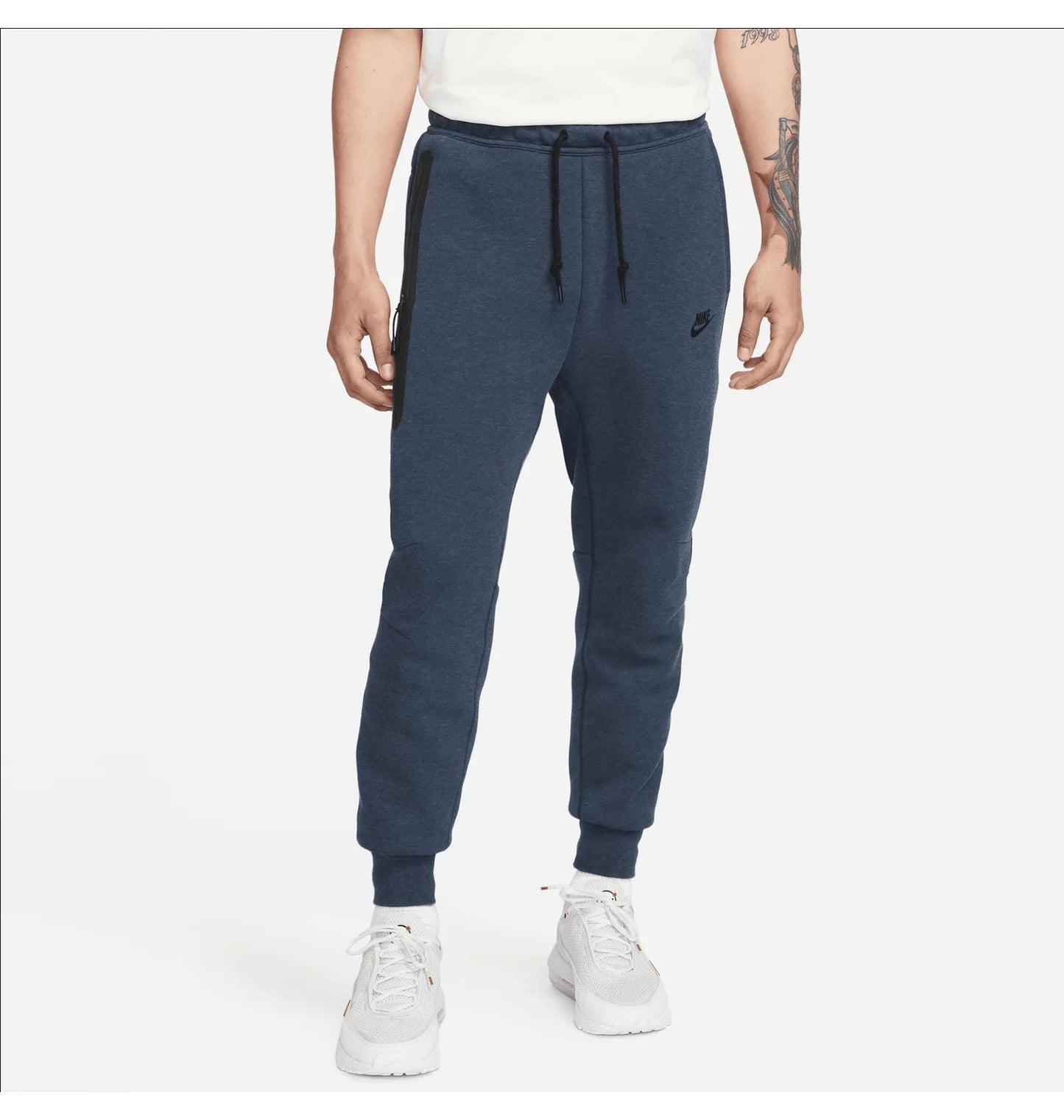 Брюки чоловічі Nike Sportswear Tech Fleece Joggers (FB8002-473)