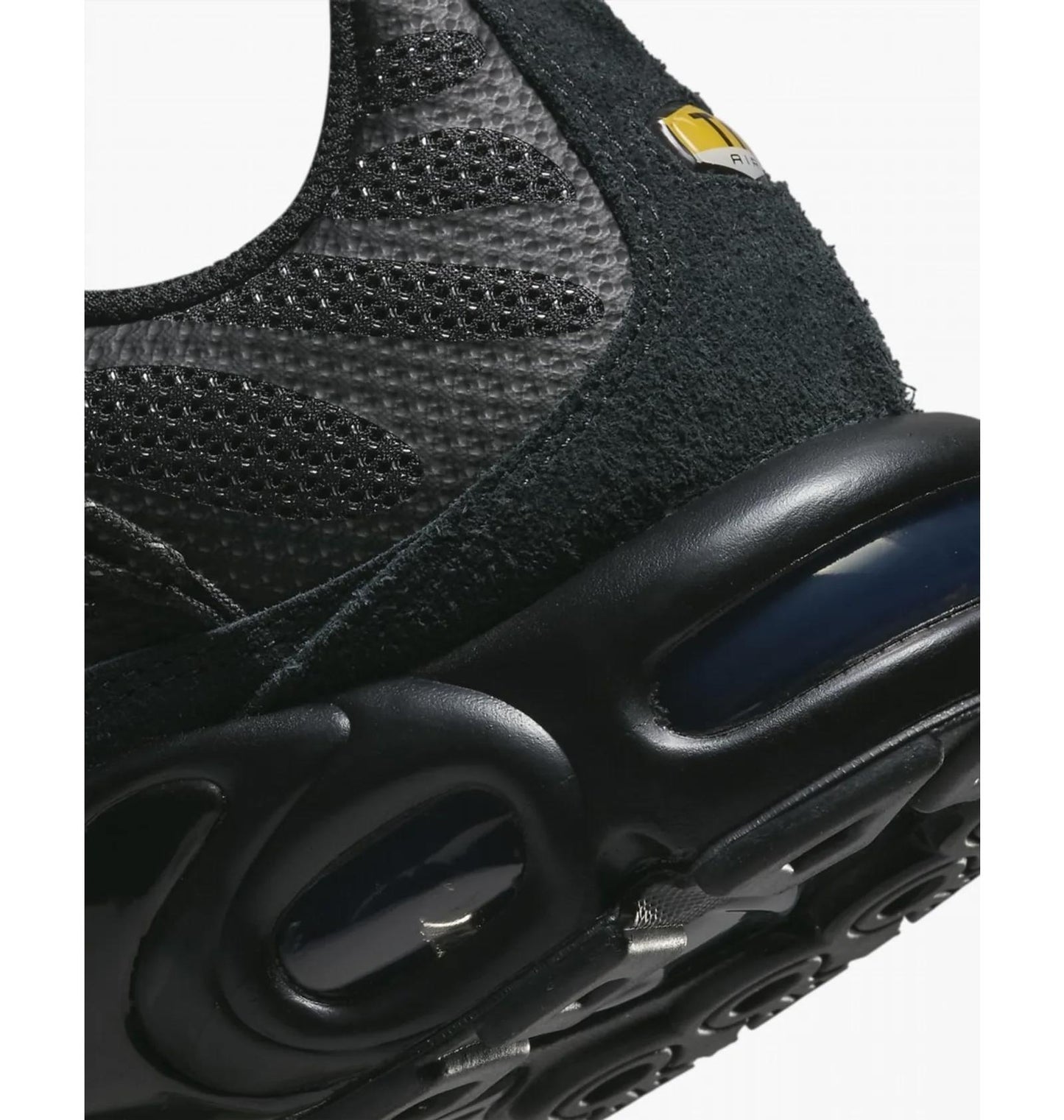 Кросівки чоловічі Nike Air Max Plus Utility (FD0670-001)