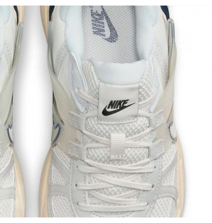 Кросівки для бігу жіночі Nike V2k Run (FD0736-004)