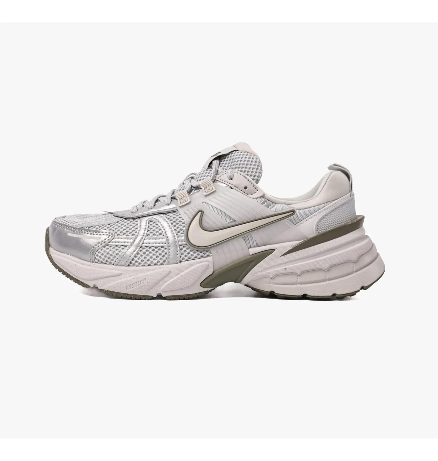 Кросівки жіночі Nike V2k Run (FD0736-006)