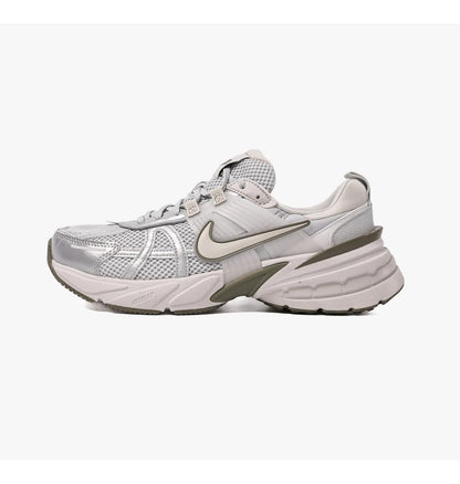 Кросівки жіночі Nike V2k Run (FD0736-006)