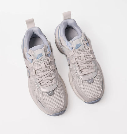 Кросівки жіночі Nike V2k Run (FD0736-009)