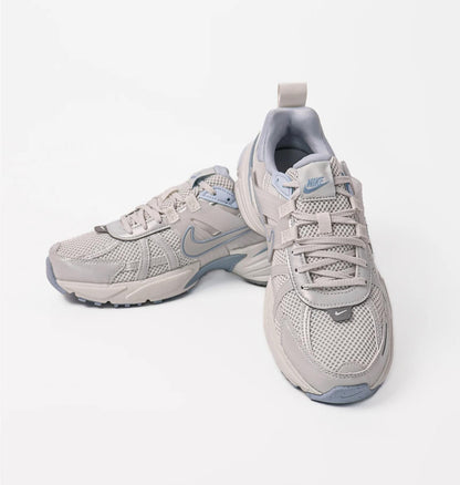 Кросівки жіночі Nike V2k Run (FD0736-009)