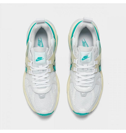 Кросівки жіночі Nike W V2k Run (FD0736-105)