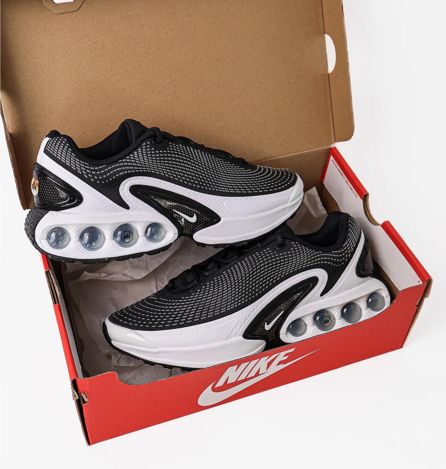 Кросівки чоловічі Nike Air Max Dn (FJ3145-002)