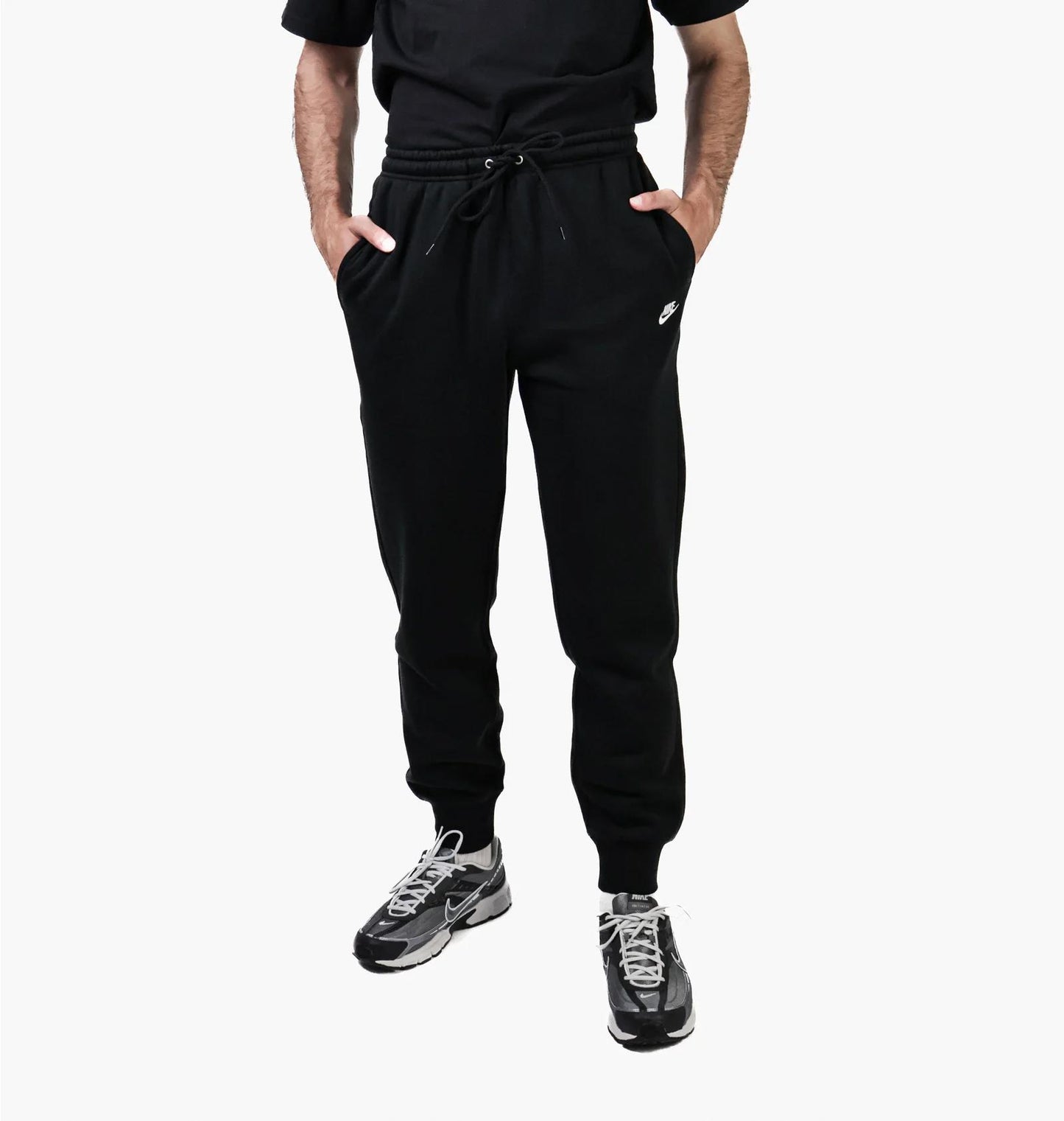 Брюки чоловічі Nike Club Pants Black (FN3787-010)