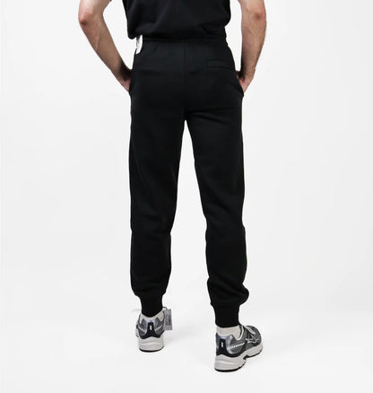 Брюки чоловічі Nike Club Pants Black (FN3787-010)