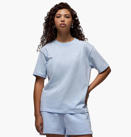 Футболка жіноча Nike Essentials (FN4500-407)