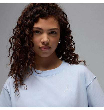 Футболка жіноча Nike Essentials (FN4500-407)