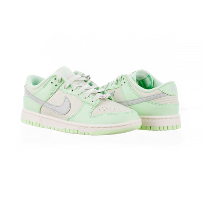 Кросівки жіночі Nike Dunk Low Nn Se (FN6344-001)