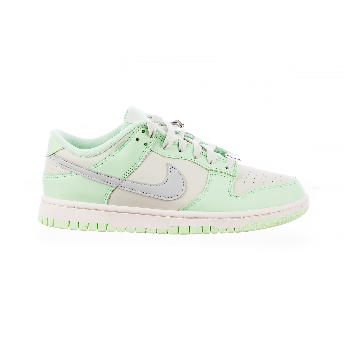 Кросівки жіночі Nike Dunk Low Nn Se (FN6344-001)