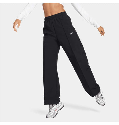 Брюки жіночі Nike Sportswear (FQ3588-010)