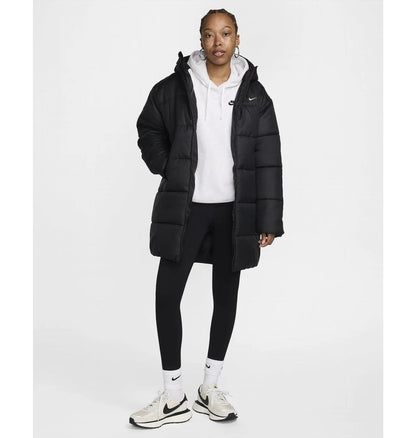 Куртка жіноча Nike Sportswear Classic Puffer (FZ5903-010)