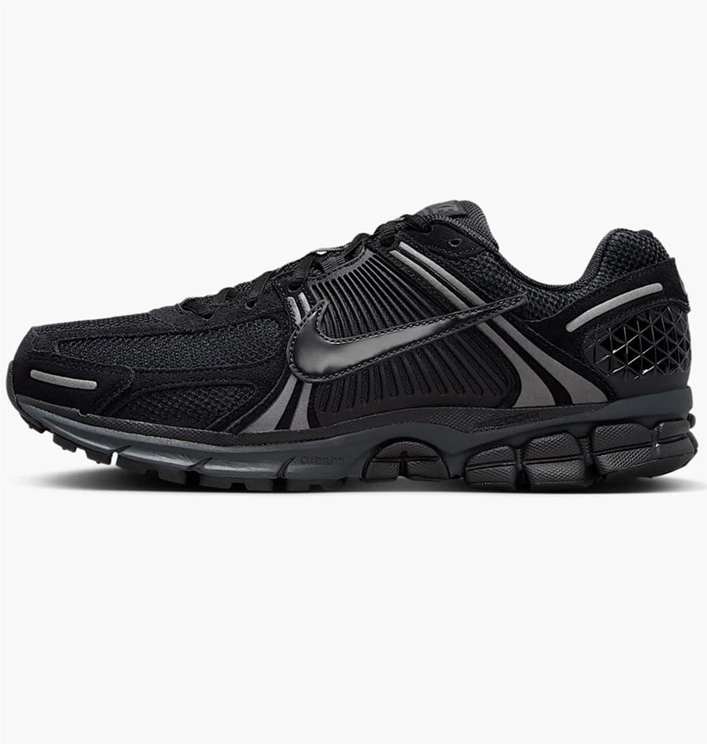 Кросівки чоловічі Nike Zoom Vomero 5 (HF1553-001)