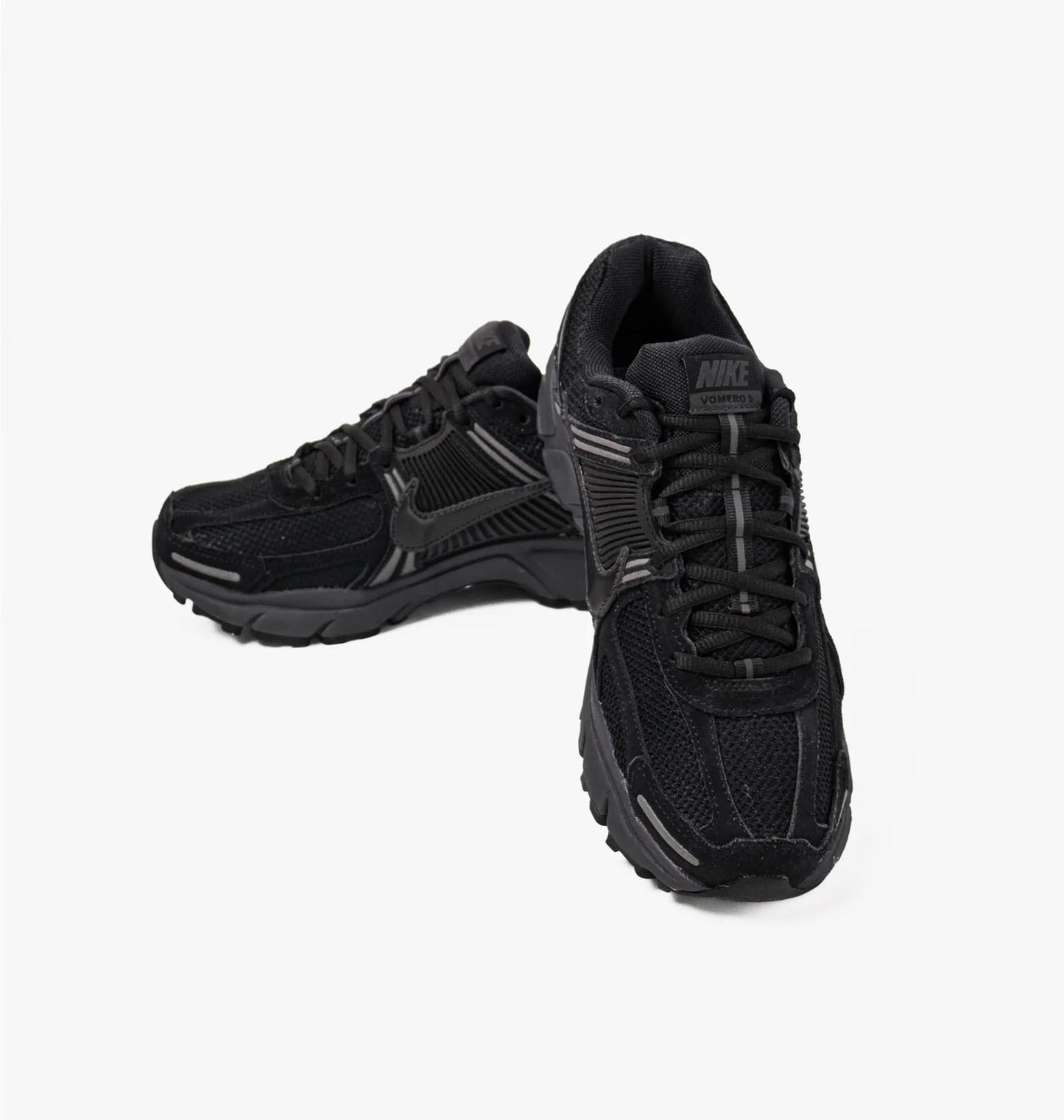 Кросівки чоловічі Nike Zoom Vomero 5 (HF1553-001)