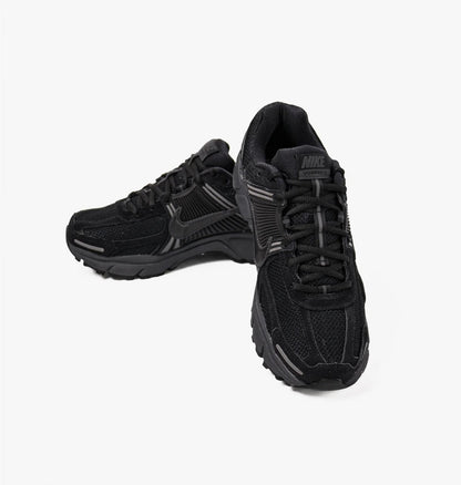 Кросівки чоловічі Nike Zoom Vomero 5 (HF1553-001)