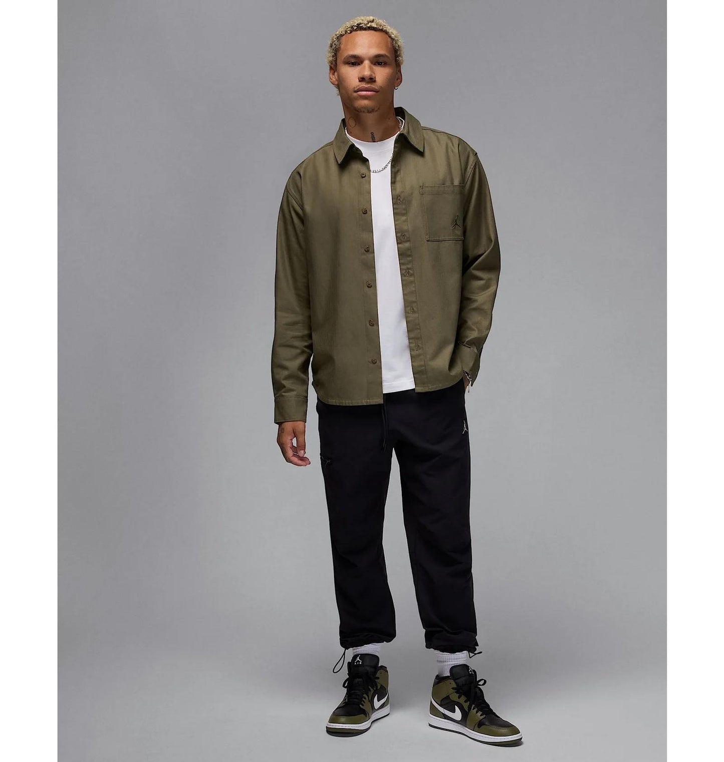 Футболка чоловіча Jordan Brand Sneaker Patch (HJ2326-100)