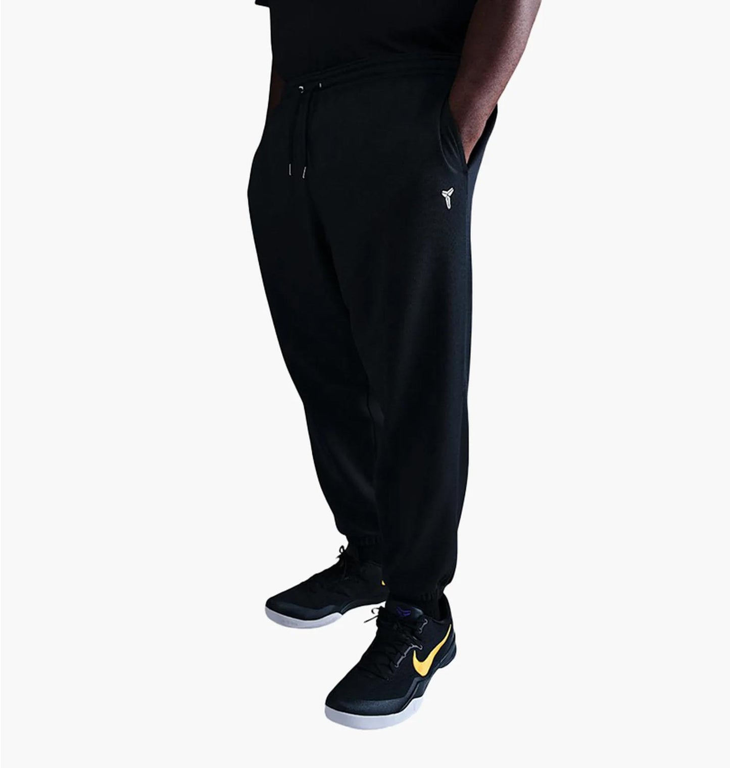 Брюки унісекс Nike Kobe Therma-Fit Basketball Pants Black (HJ8113-010)