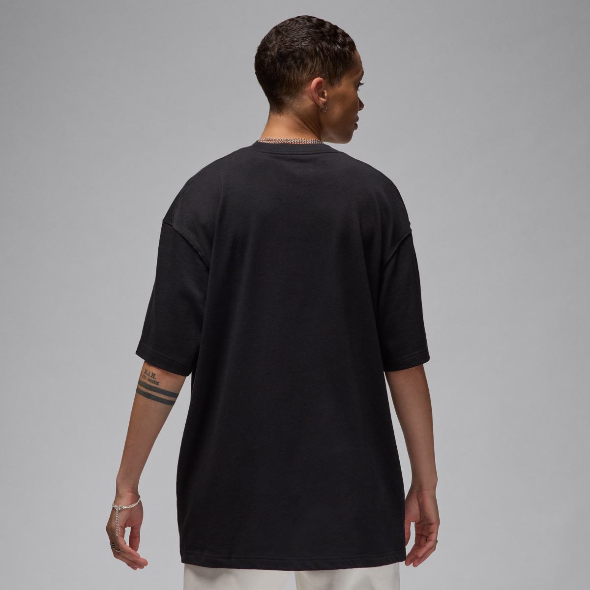 Футболка жіноча Jordan W Ss Os Essen Tee 24 (HM4372-010)