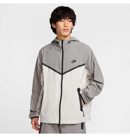 Кофта чоловіча Nike Nike Tech Woven Grey Hm7151-014 (HM7151-014)