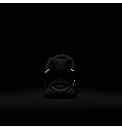 Кросівки жіночі Nike V5 Rnr (HQ7901-100)