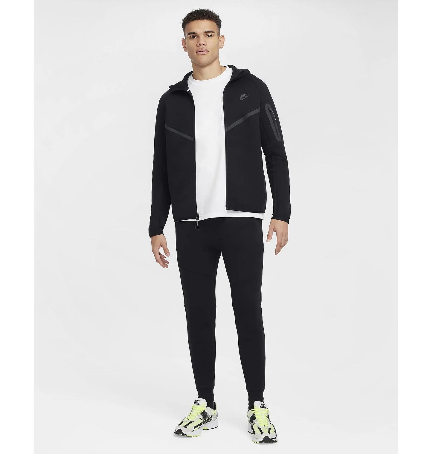 Кофта чоловіча Nike Sportswear Tech Fleece Windrunner (HV0949-010)