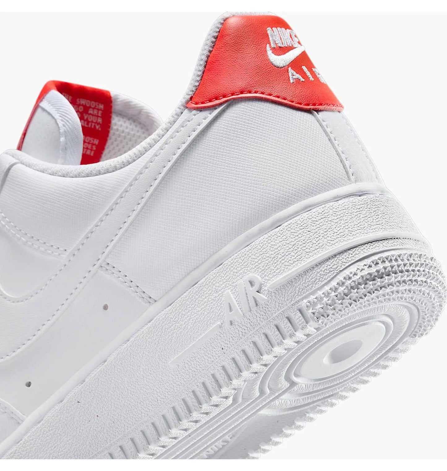 Кросівки унісекс Nike Air Force 1 '07 (IB7167-103)