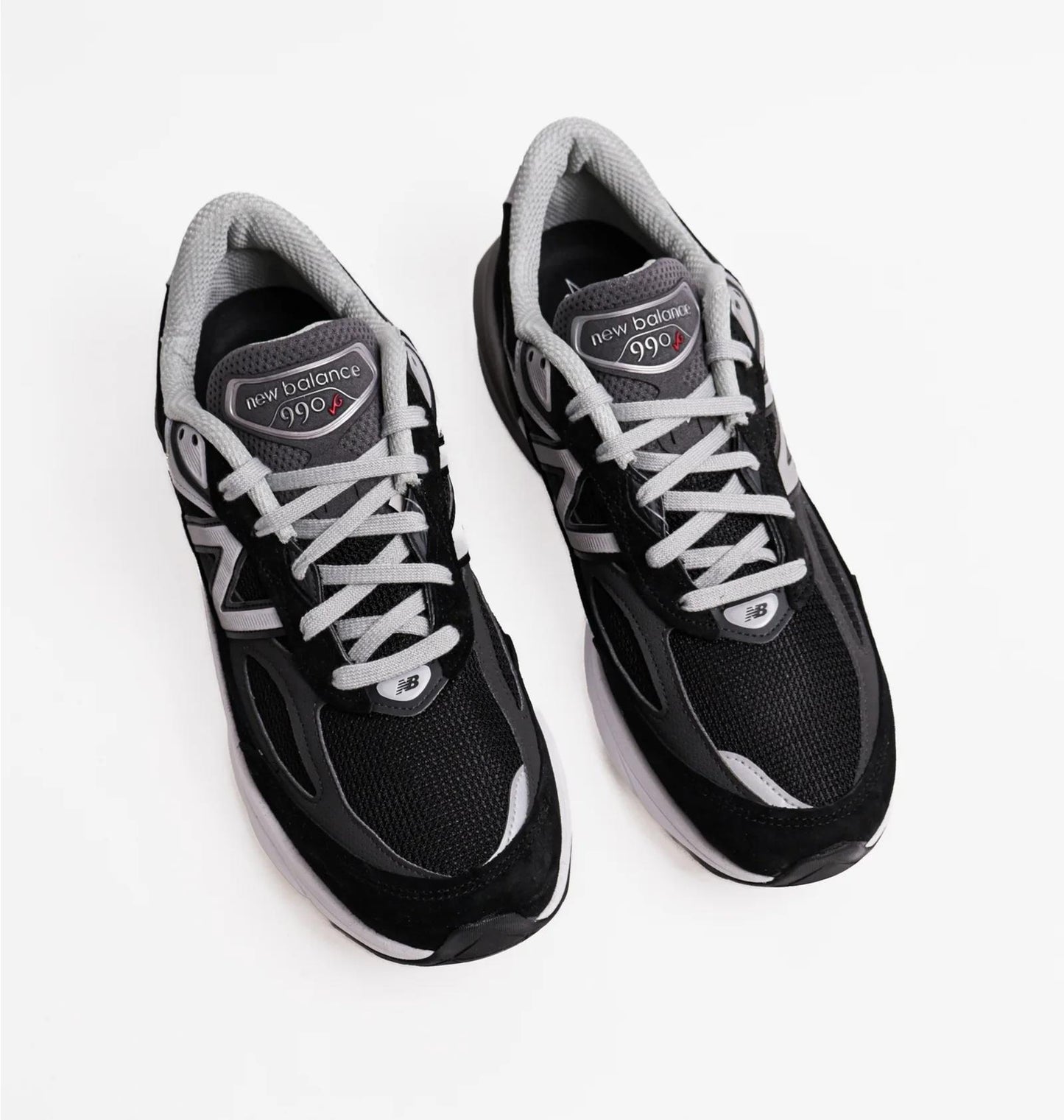 Кросівки чоловічі New Balance 990V6 (M990BK6)