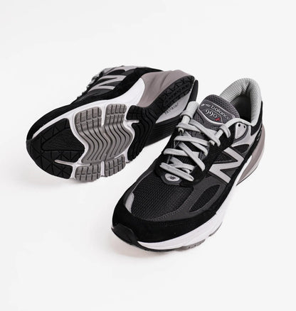 Кросівки чоловічі New Balance 990V6 (M990BK6)