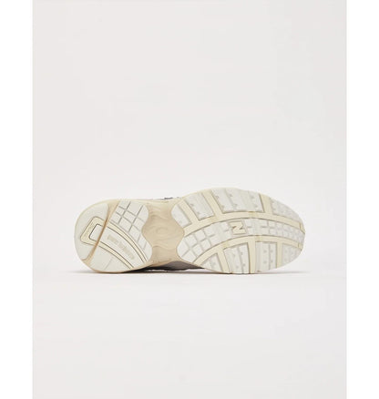 Кросівки чоловічі New Balance Grey Running Shoes Sneakers (ML725AA)