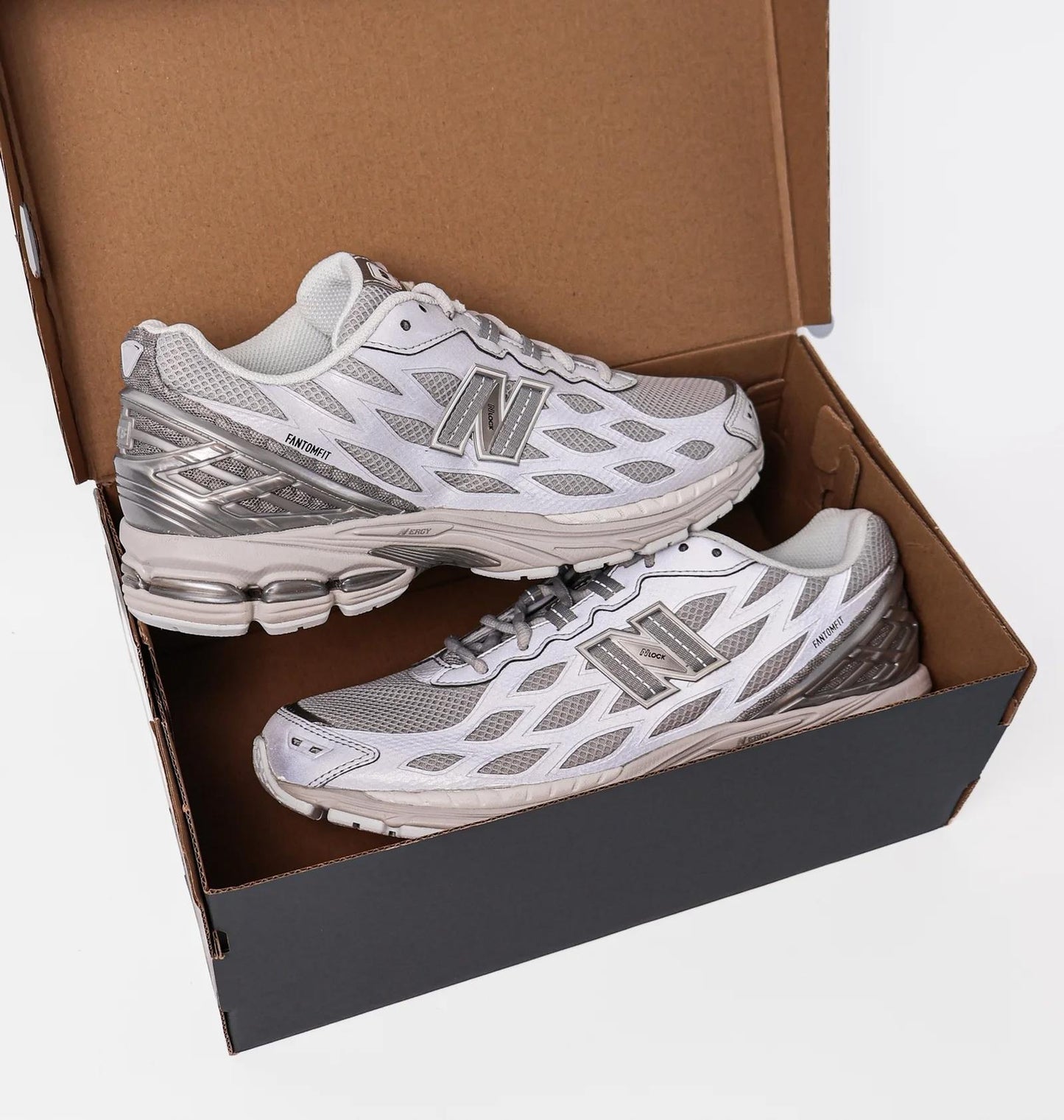 Кросівки чоловічі New Balance 1906W (U1906WFE)