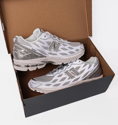 Кросівки чоловічі New Balance 1906W (U1906WFE)