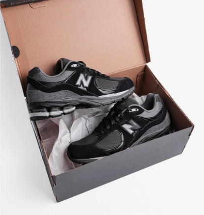 Кросівки чоловічі New Balance 2002 (U2002RTG)