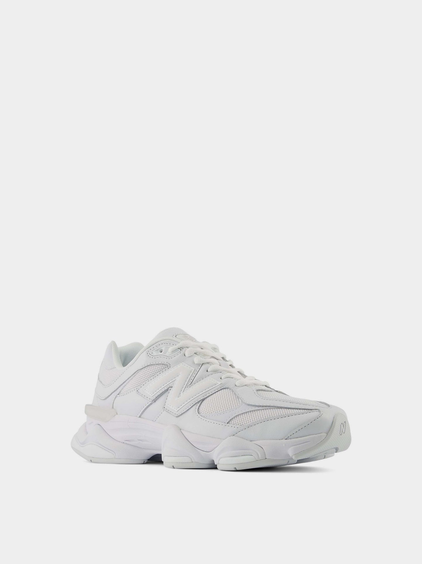 Кросівки жіночі New Balance 9060 Triple White (U9060NRJ)